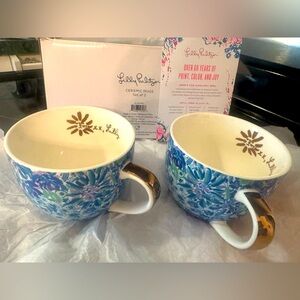 Lilly Pulitzer set of 2 oversized mugs NEW in box. FLAWLESS!